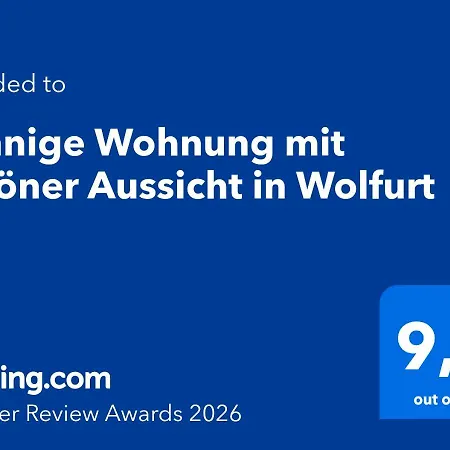 Sonnige Mit Schoener Aussicht In Apartment